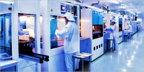 Investigadores del MIT y NREL plantean células de silicio más delgadas para reducir los costes de paneles solares