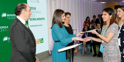 Nueva convocatoria de becas máster para promover la formación en redes inteligentes y renovables, entre otras áreas