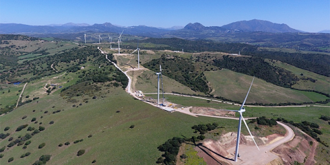 El parque eólico El Tesorillo inaugurado en Cádiz permitirá el consumo de energía limpia a más de 33.000 hogares
