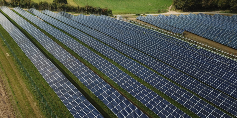El sector fotovoltaico trabaja para garantizar el suministro energético y limitar al máximo el impacto del COVID-19