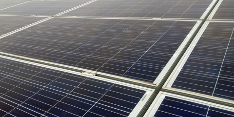 Acuerdo para que el 100% de la energía consumida sea totalmente renovable