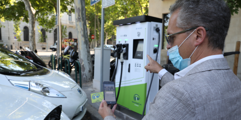 El número de puntos de recarga rápida en Madrid aumenta en un 36% desde enero