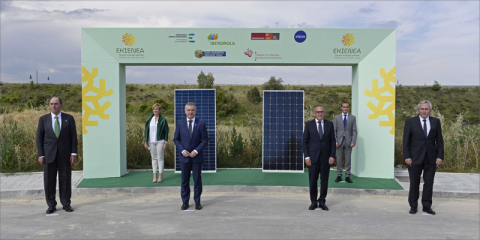 Alianza público-privada para construir Ekienea, la mayor planta fotovoltaica de Euskadi