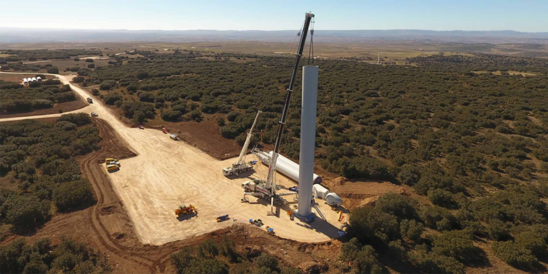 Construcción del parque de Zaragoza de Endesa.