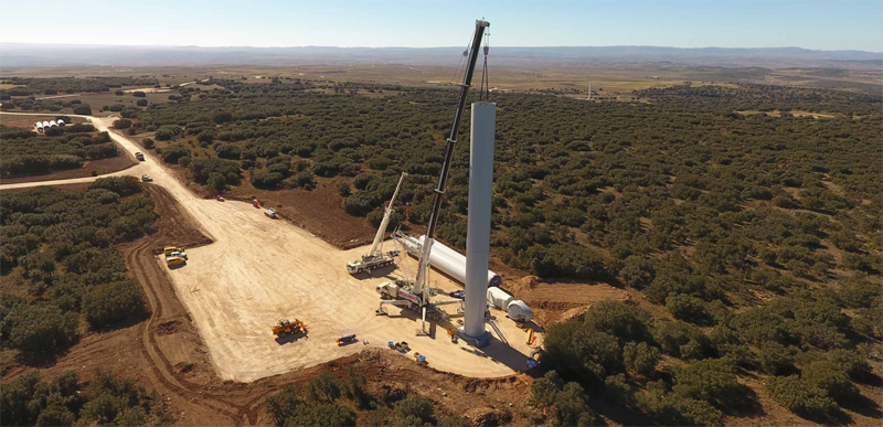 Construcción del parque de Zaragoza de Endesa.