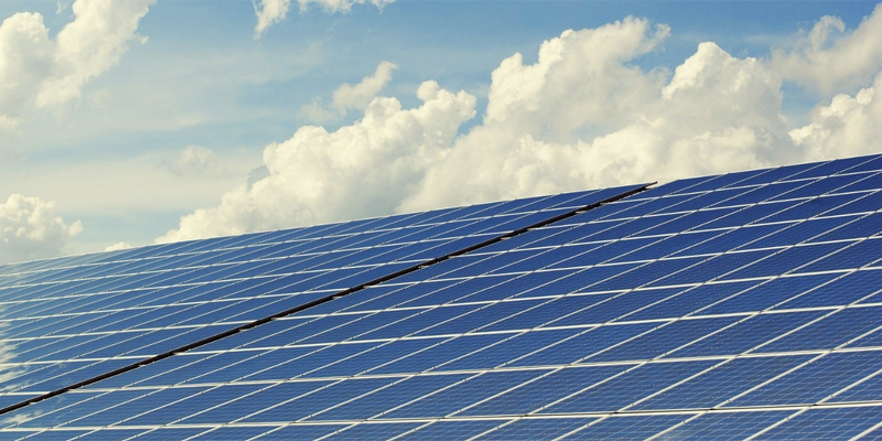 La Conselleria de Política Territorial considera de interés económico estratégico tres plantas fotovoltaicas ubicadas en Ayora y Beneixama