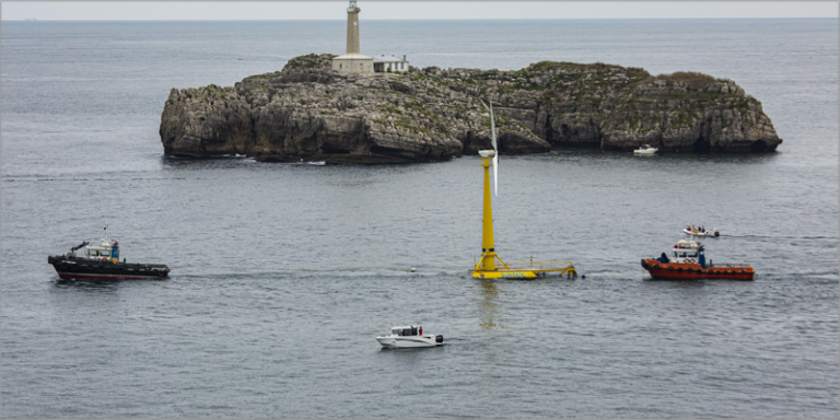 El aerogenerador flotante del proyecto BlueSATH se ensaya en condiciones reales