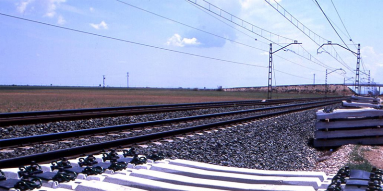 El Consejo de Ministros autoriza la licitación del suministro de energía eléctrica para la red ferroviaria por un valor estimado de 614 millones de euros