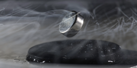 Desarrollan un nuevo material superconductor a temperatura ambiente