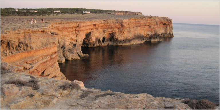 Acantilado en Formentera
