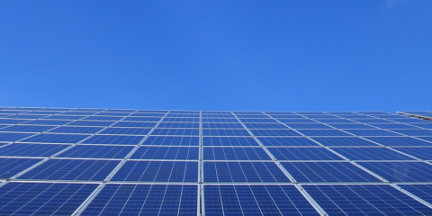 Adjudicados 2.036 MW fotovoltaicos y 998 MW eólicos en la primera subasta renovable del nuevo marco retributivo