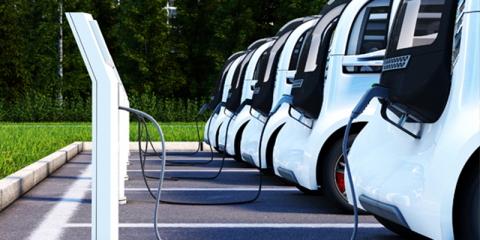 Un informe señala la importancia de desplegar puntos de recarga para la electrificación de la flota en Europa