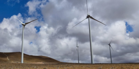 El parque eólico Arrecife en Lanzarote comienza a producir energía