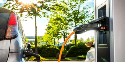 Adjudicado el proyecto de instalación de cinco puntos de recarga de vehículos eléctricos en Castellón