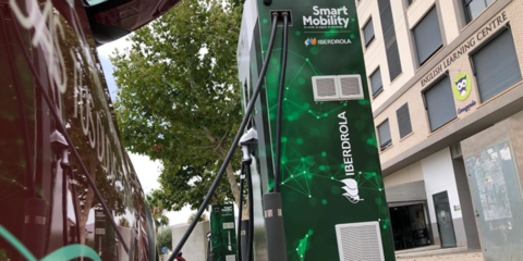 Adjudicación de contratos por 50 millones de euros para la instalación de puntos de recarga de VE