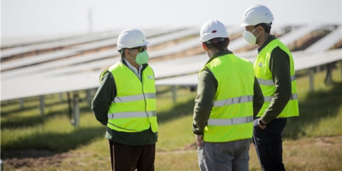 Comienza la puesta en marcha en Extremadura de la planta fotovoltaica de Ceclavín de 328 MW
