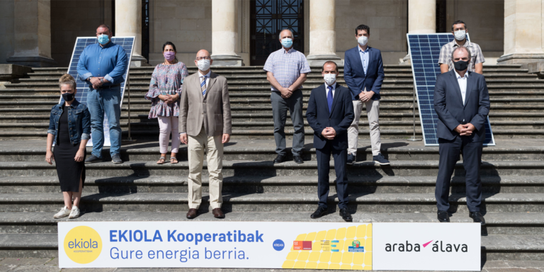 Seis cuadrillas de Álava se comprometen con el proyecto Ekiola para desarrollar cooperativas energéticas