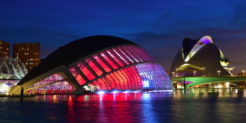 REE pone en marcha una nueva línea de 220 kV en Valencia para la calidad del suministro eléctrico