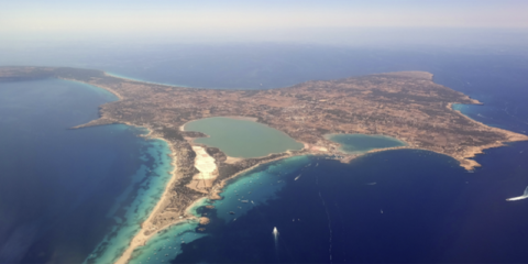 Arranca la construcción del nuevo enlace eléctrico entre las islas de Ibiza y Formentera