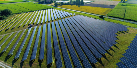 Amazon anuncia 18 nuevos proyectos renovables que añadirán 5,6 GW a nivel mundial