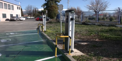 Andalucía acoge 80 puntos de recarga renovables para vehículos eléctricos en 27 estaciones ITV