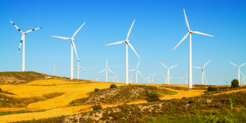 La potencia eólica instalada en España alcanza los 28.138 MW en 2021, con 842 MW nuevos