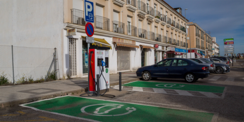 La red inteligente de electrolineras de la provincia de Badajoz alcanza los 29 puntos de recarga de VE