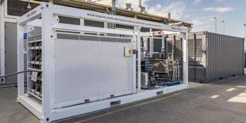 Celdas de combustible reversibles que convierten el hidrógeno nuevamente en electricidad