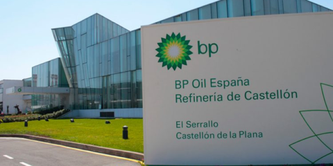 Alianza para instalar 11.000 puntos de recarga pública de VE y crear centros de hidrógeno verde