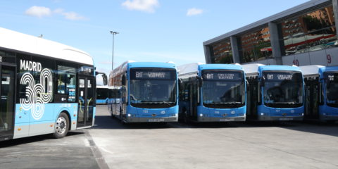 Autobuses eléctricos urbanos de Madrid podrán cargarse con un sistema automático e inteligente