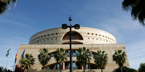 La Junta de Andalucía renueva el Acuerdo Marco de suministro de energía eléctrica 100% renovable