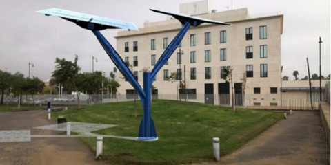 Árboles solares con puntos de recarga eléctrica y pavimento fotovoltaico en las calles de Valencia