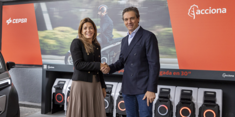 Acuerdo para una prueba piloto de una red de intercambiadores de baterías para vehículos eléctricos