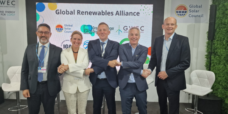 Miembros de la Alianza Global de Energías Renovables