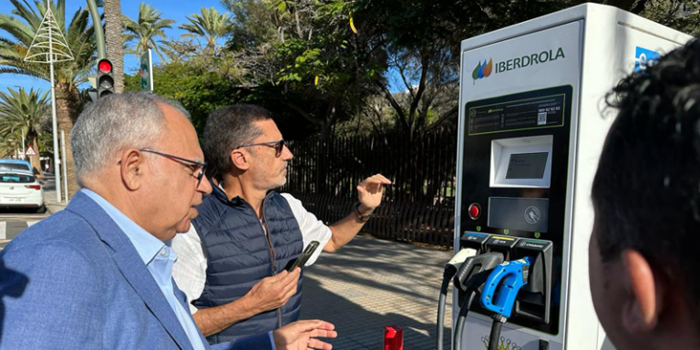 En marcha 14 puntos de la red pública de recarga para vehículos eléctricos de La Gomera