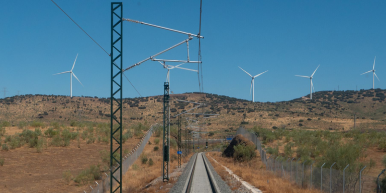 Licitación del suministro de energía verde para la tracción ferroviaria por 1.600,5 millones de euros