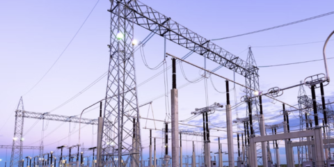 Informe del mercado eléctrico 2023: Las renovables dominarán el aumento del suministro mundial de electricidad en los próximos tres años