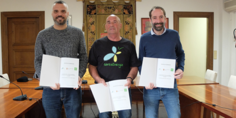 Schneider Electric firma un convenio de colaboración para la transición energética de Puente de la Reina