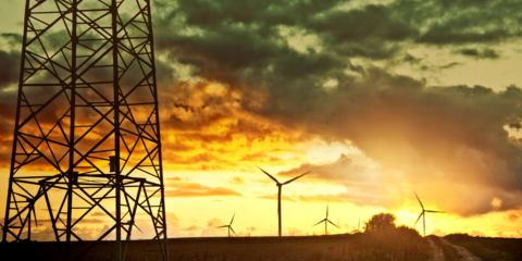 El Congreso convalida la norma que prorroga la solución ibérica para limitar el precio de la electricidad