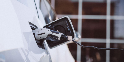 La instalación de dos puntos de recarga para vehículos eléctricos en Tomiño se abre a licitación