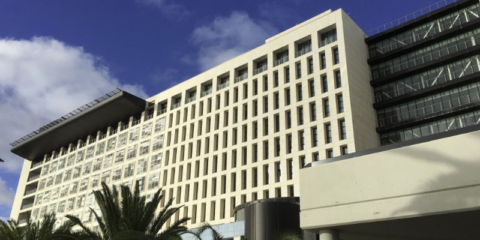 Innovador proyecto de eólica marina para producir hidrógeno verde en el Hospital Insular Materno Infantil