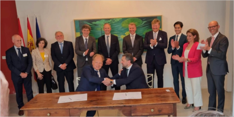 Acuerdo para impulsar un corredor de hidrógeno renovable entre los puertos de Bilbao y de Ámsterdam