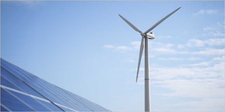 energía eólica y solar