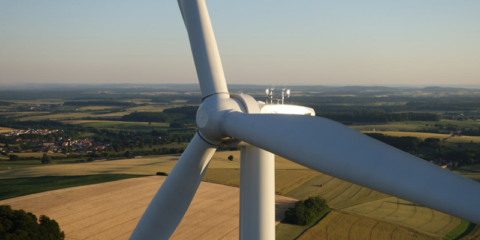 Adjudicados 185,7 millones para repotenciación eólica, minihidráulica y reciclaje de palas eólicas