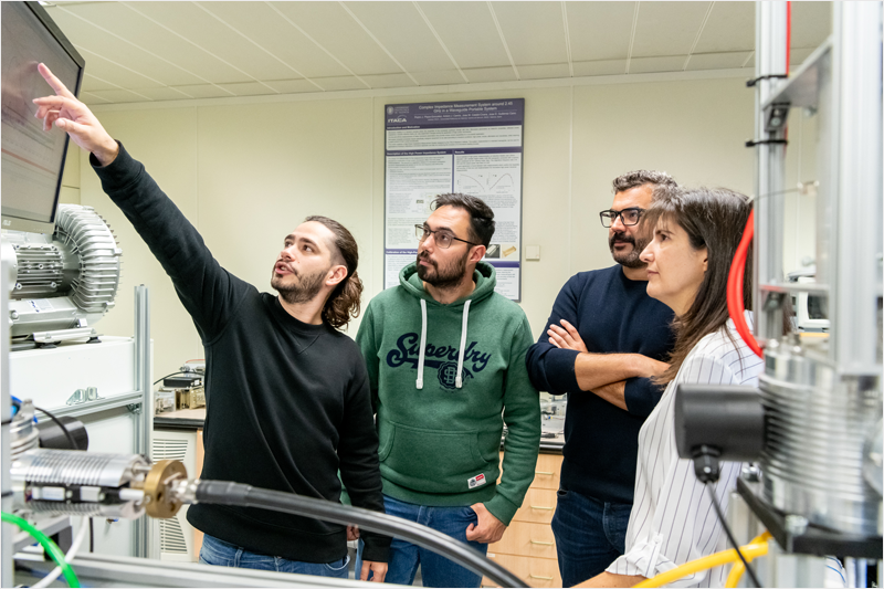 Foto de investigadores del CSIC y de la UPV.