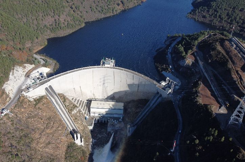 Central Hidroeléctrica del Alto Tâmega.