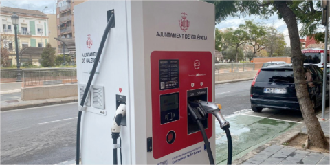 Comienza la instalación de 88 nuevos puntos de recarga para vehículos eléctricos en Valencia