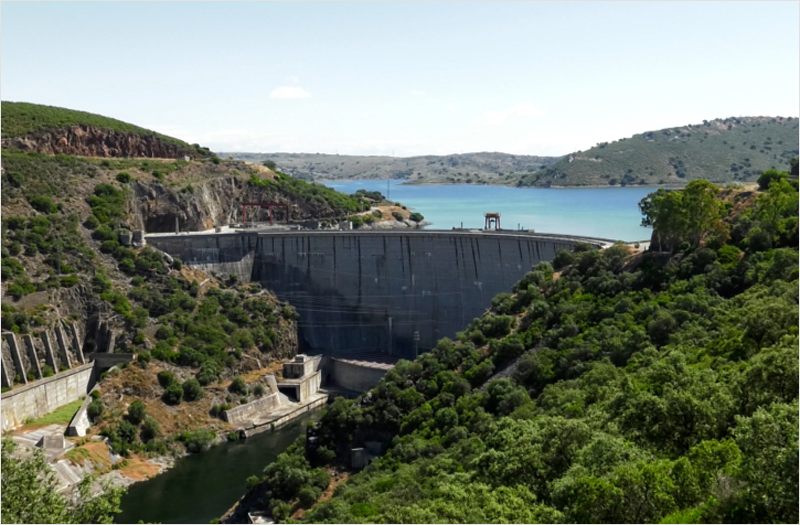 Embalse de Valdecañas.