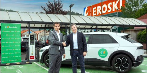 El grupo Eroski instalará mil puntos de recarga de vehículos eléctricos en 300 emplazamientos