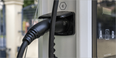 Los centros de la Confederación Hidrográfica del Guadiana tendrán cargadores de vehículos eléctricos